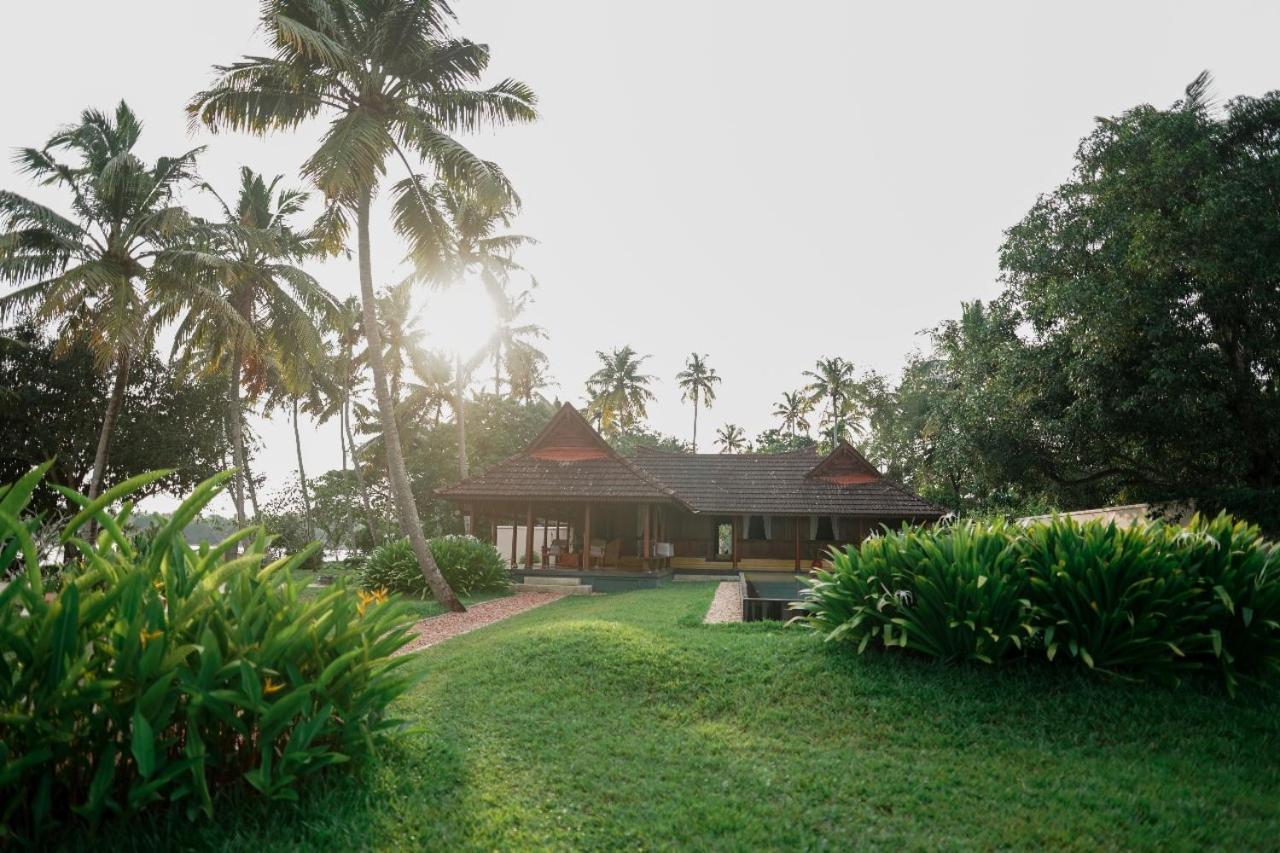 Lakeshore Villa Alappuzha Ngoại thất bức ảnh